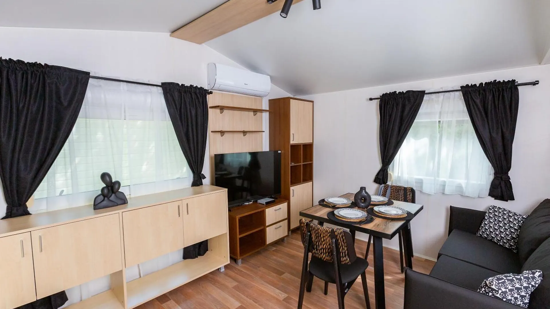 Campingplads Porto Elea Camping & Bungalows Metokhion Zografou Grækenland